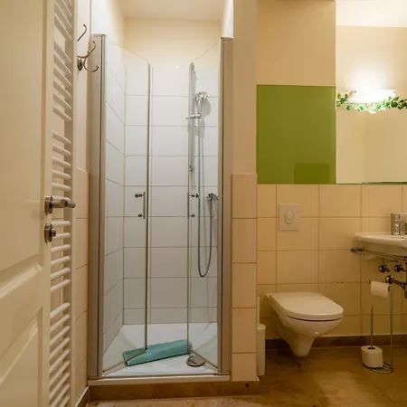 - Garten - Balkon - 10 Min Zum Zentrum *