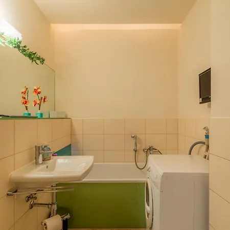 Апартаменты - Garten - Balkon - 10 Min Zum Zentrum