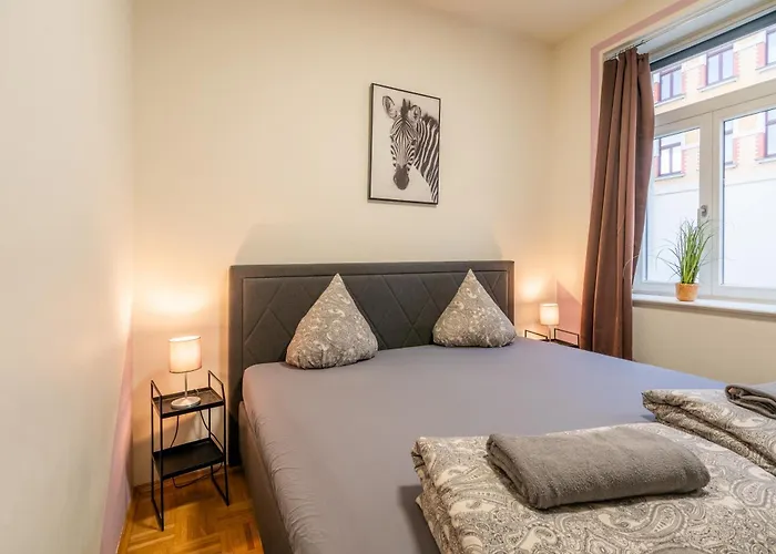 - Garten - Balkon - 10 Min Zum Zentrum 公寓 *